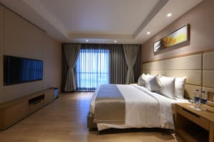 thumbnail: Room