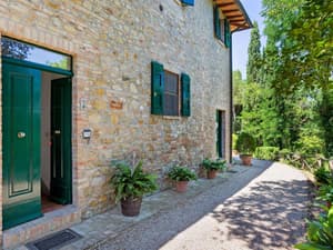 thumbnail: Exterior