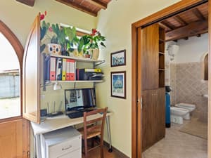 thumbnail: Interior