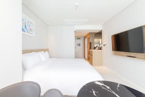 thumbnail: Room