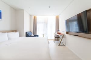 thumbnail: Room