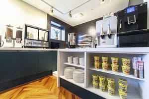 thumbnail: Breakfast area