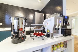 thumbnail: Breakfast area