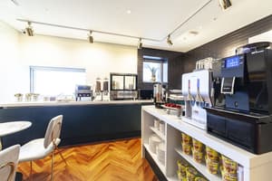 thumbnail: Breakfast area