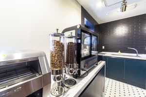 thumbnail: Breakfast area