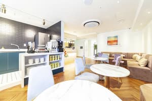 thumbnail: Breakfast area