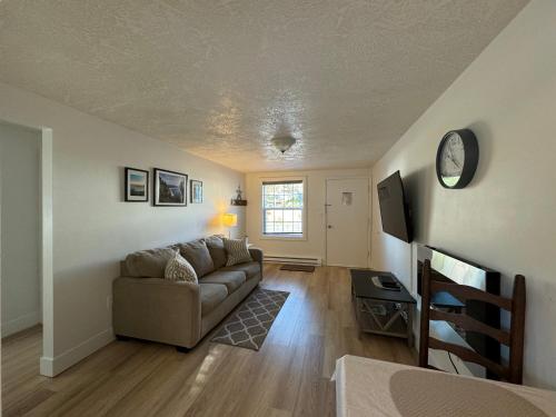 664542075.jpg