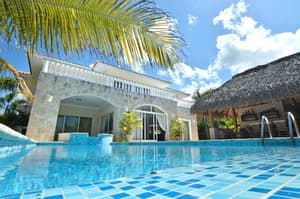 thumbnail: Pool