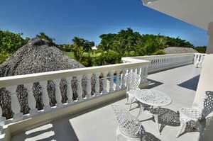 thumbnail: Balcony