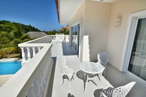 thumbnail: Balcony
