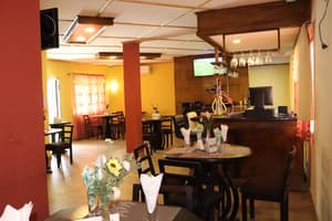 thumbnail: Restaurant