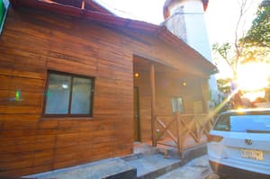 thumbnail: Exterior
