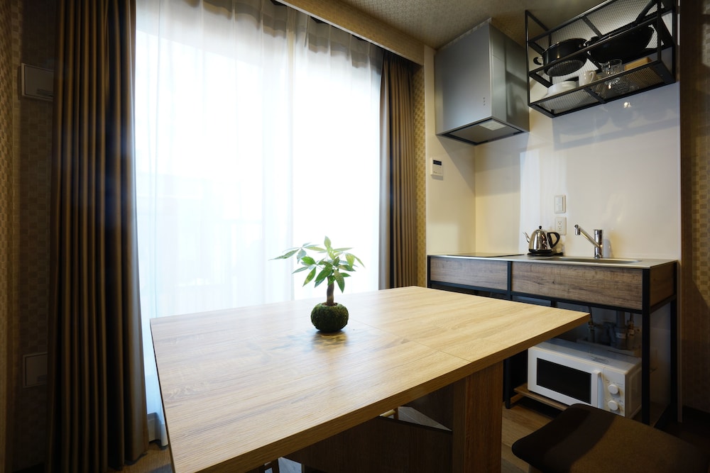 In-room dining