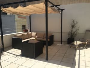 thumbnail: Terrace/patio