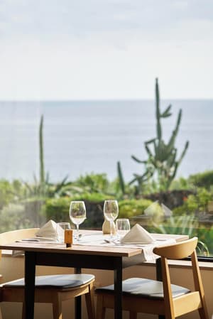 thumbnail: Restaurant