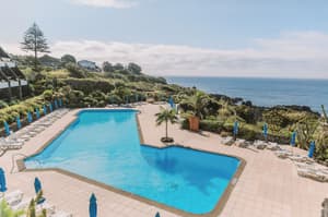 thumbnail: Outdoor pool