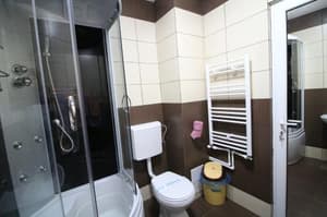 thumbnail: 114597164.jpg