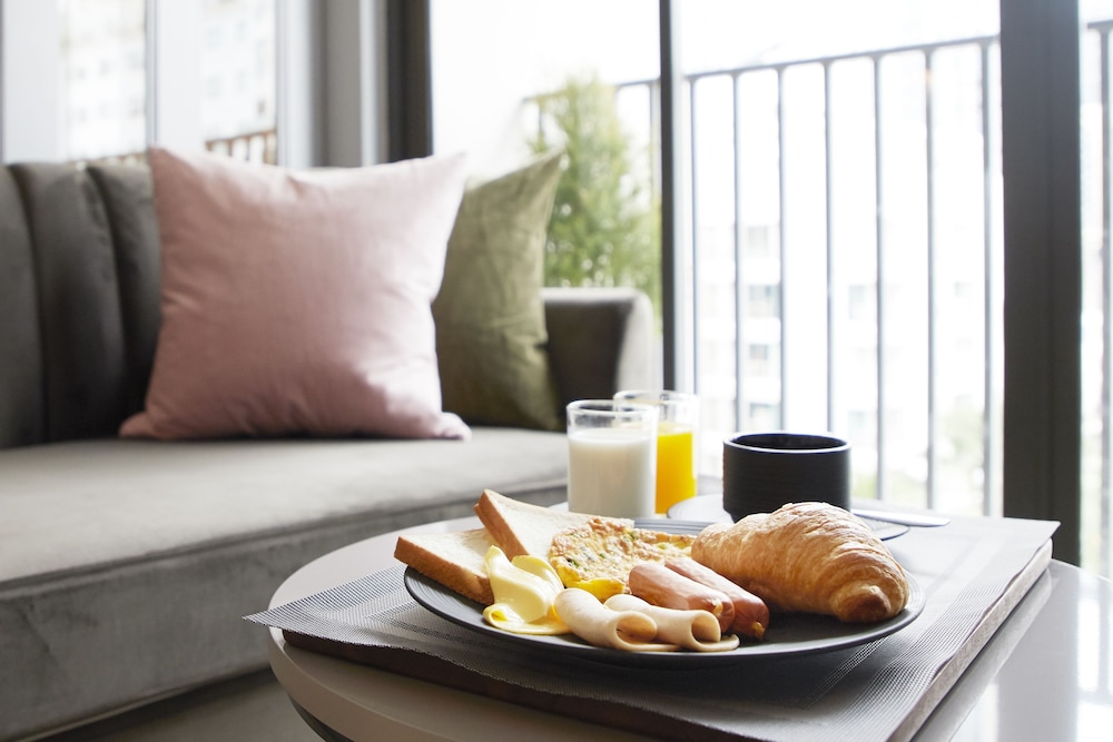 Room service - dining