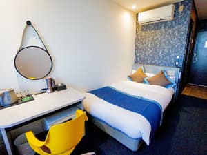 thumbnail: Room