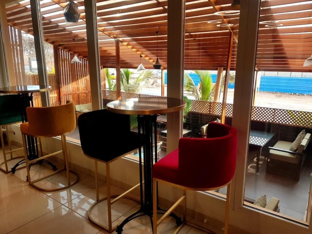 Restaurant-cafeteria
