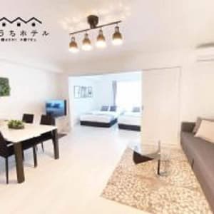 thumbnail: In-room dining