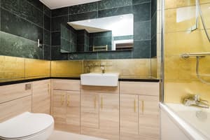 thumbnail: Bathroom