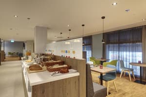 thumbnail: Breakfast area