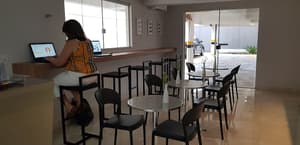 thumbnail: Breakfast area