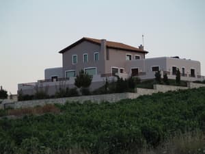 thumbnail: Exterior