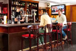 thumbnail: Bar (on property)