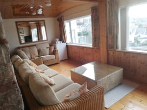 thumbnail: Living area