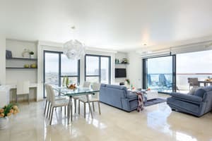 thumbnail: Interior