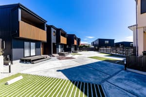 thumbnail: Exterior