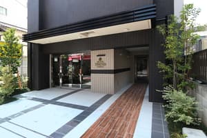 thumbnail: Exterior