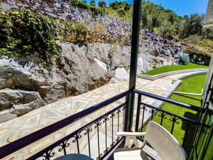 thumbnail: Balcony