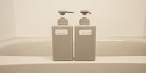 thumbnail: Bathroom amenities