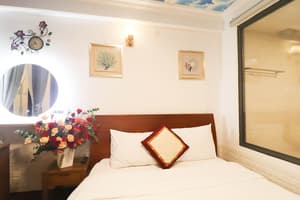 thumbnail: Room