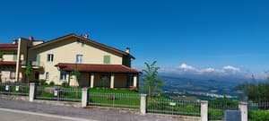 thumbnail: Exterior