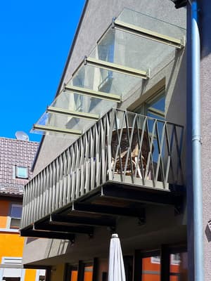thumbnail: Exterior