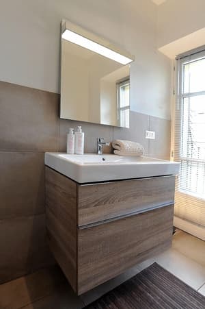 thumbnail: Bathroom sink