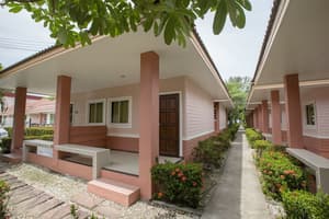 thumbnail: Exterior