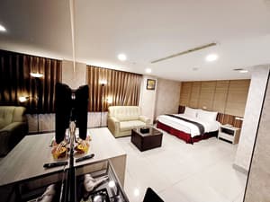 thumbnail: Room