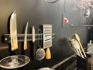 thumbnail: Bathroom amenities