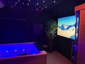 thumbnail: Indoor spa tub