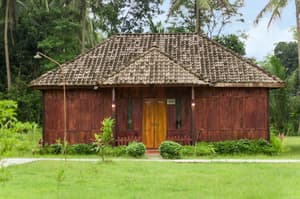 thumbnail: Exterior detail