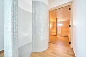 thumbnail: Sauna