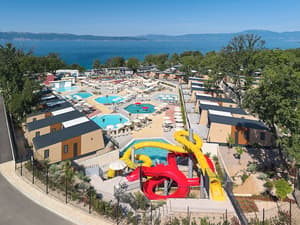 thumbnail: Outdoor pool