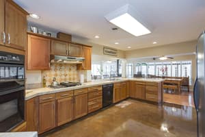 thumbnail: Private kitchen