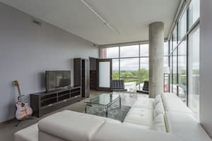 thumbnail: Living area