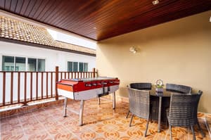 thumbnail: Terrace/patio